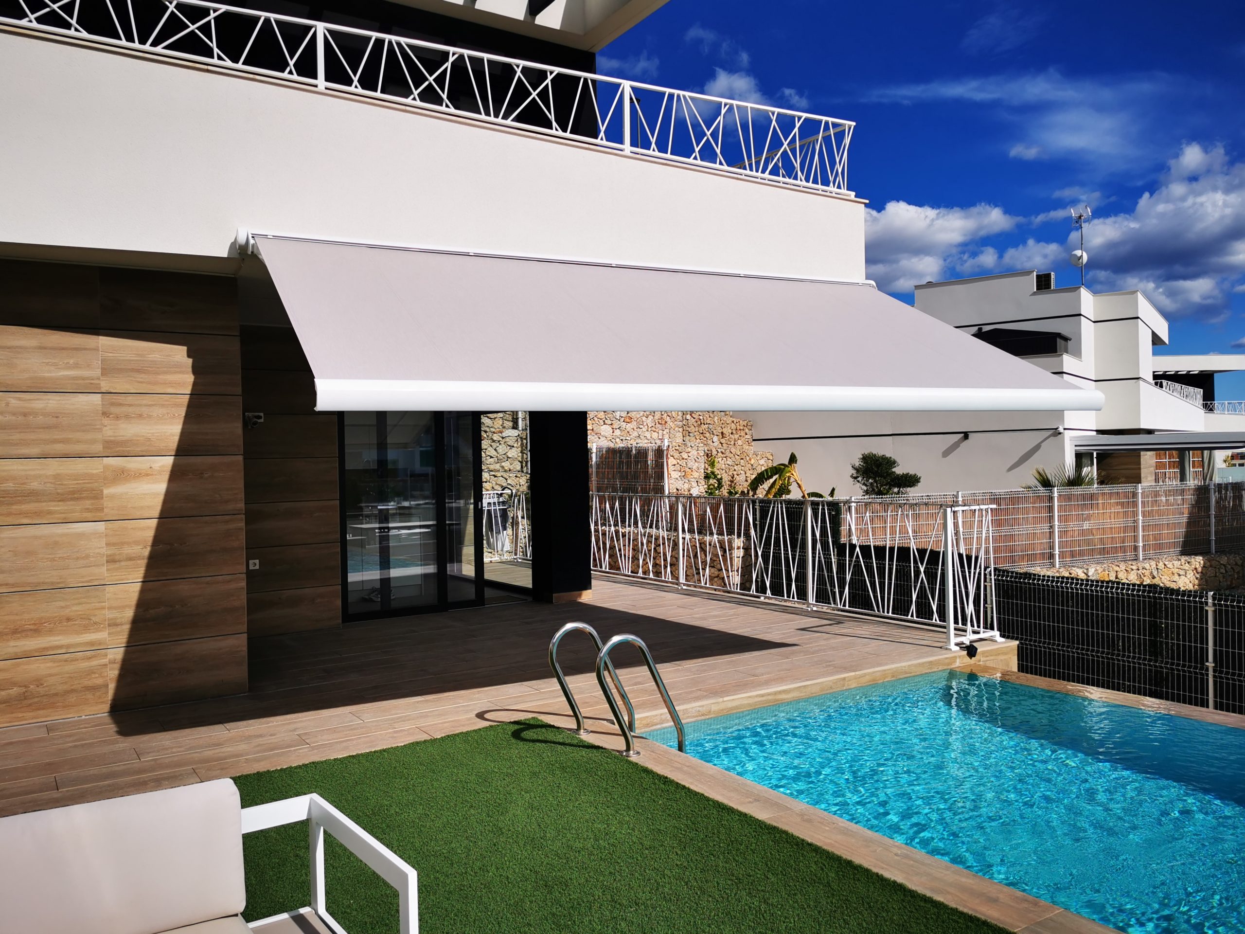 Normativa de Toldos en Comunidades de Propietarios en Alicante